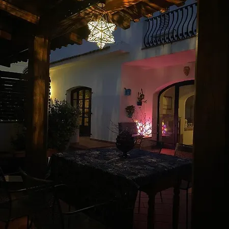 Aurora- In Centro Apartment